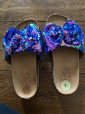 Nuovi sandali Olivia Miller