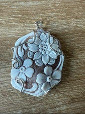 Cammeo Raffigurante Fiori 