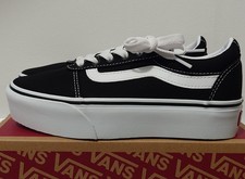 Scarpe da ginnastica nuove