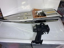 Barca radiocomandata Off Shore