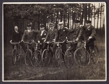 Bicicletta vintage uomini foto - vintage,