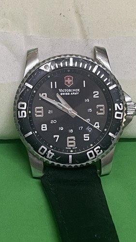 Orologio sportivo victorinox - orologio,