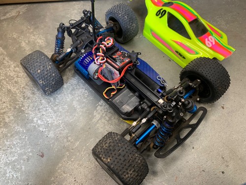 Team associated rc18t alte - rc18t,