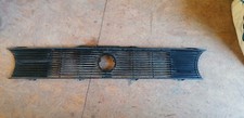 GRIGLIA MASCHERINA ANTERIORE VOLKSWAGEN GOLF MK1 / 1974-1983