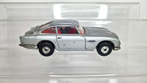 Corgi toys aston - aston, 007