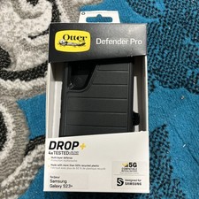 Q3. OtterBox Defender Pro