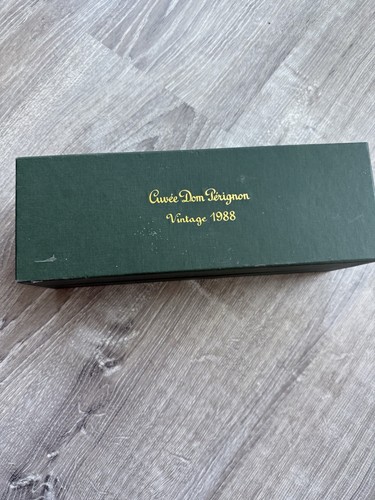 Champagne cuvee dom - cuvee,