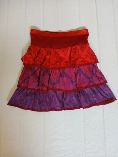 Gonna corta desigual - gonna,