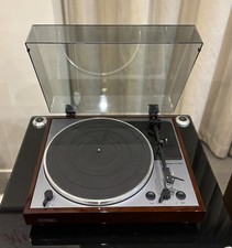 THORENS TD 102A WALNUT DEMO