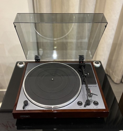 Thorens 102a walnut demo - walnut,