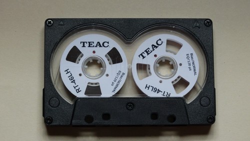 Audiocassetta teac bianca reel - audiocassetta,