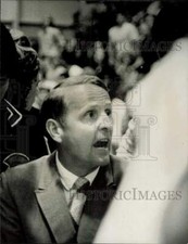 1973 Press Photo Basketball