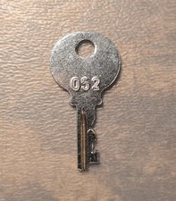 BMW R 80 100 GS ecc. - Chiave Borse Valige Numero 052  Koffer Schlüssel  Key