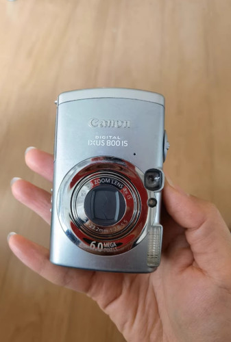 Canon powershot ixus 800 - canon,