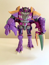 Hasbro Transformers War for Cybertron Kingdom Megatron (Beast)