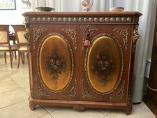 mobili antichi e antiquariato