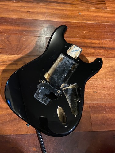 Originale fender black - black, floyd