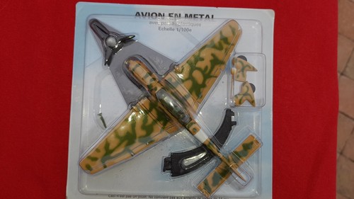 Atlas 100 avion métal - 1/100,