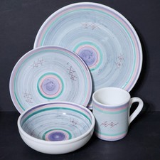 32pc 4+ Place Settings CALECA
