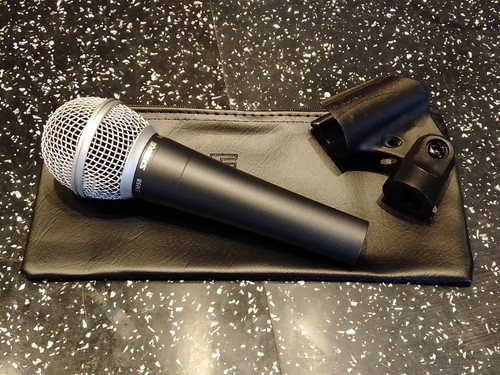 Shure sm58 singing - vocal, band