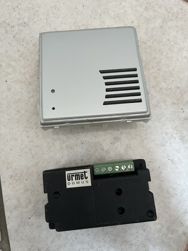 Urmet 1145 500 20 - +, posto