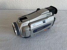 Sony Handycam DCR-TRV18E