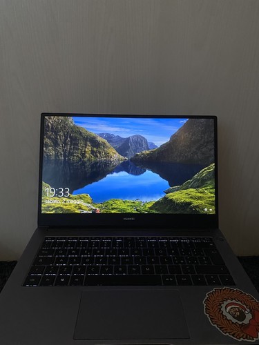 Huawei matebook amd - d, 14"