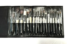NUOVO SET PENNELLI TRUCCO