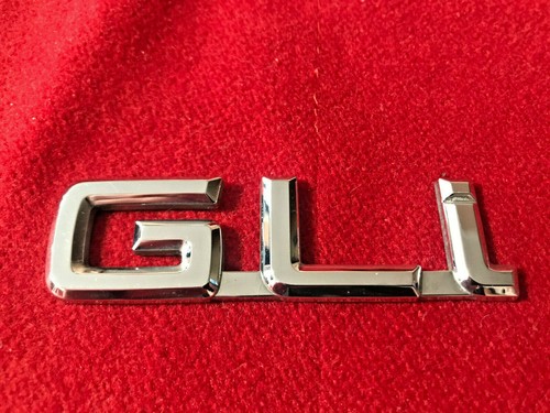 Toyota logo badge - badge, emblema