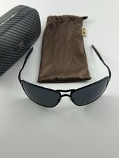 Oakley detenuto nero lucido