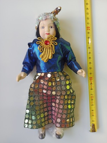 Bambola porcellana vintage - bambola,