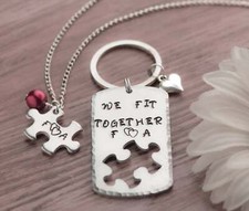 Portachiavi puzzle incisi per