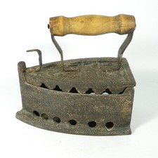 ANTICO FERRO DA STIRO A