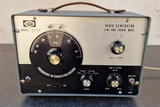Generatore audio vintage TECH