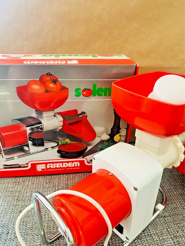 Spremipomodoro elettrico - spremipomodoro,