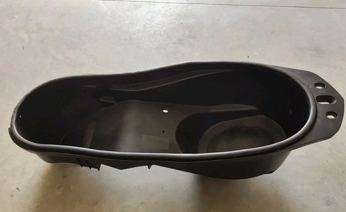 Vano plastica sotto sella - sotto,