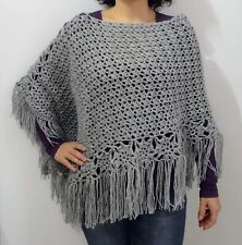 Poncho Con Frange E fiori Fatto A Mano In Acrilico 