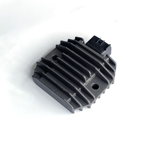 Regolatore raddrizzatore
