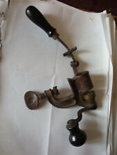 Vecchio orlatore per cartucce