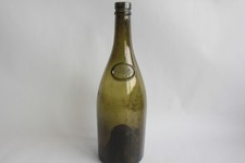 Vecchia bottiglia di vetro