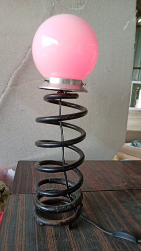 Lampe sur ressort artisanale - lampe,