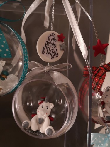 Palla natale unicorno in - unicorno, 3d