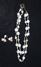 Collana e orecchini