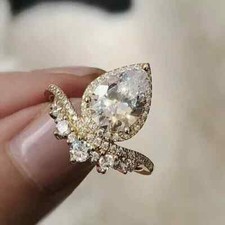 Anello di fidanzamento aureola