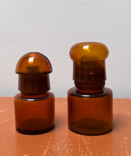 Coppia vasetti farmacia - , fine