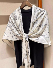 70% Cashmere 30% Silk Square