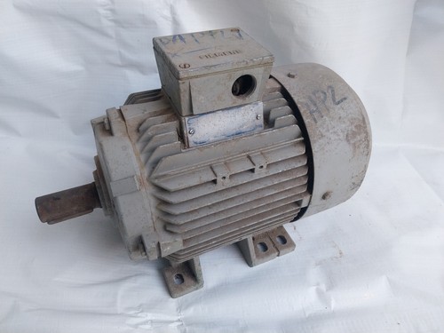 Motore elettrico trifase - motore,