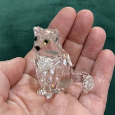 Gatto seduto in cristallo