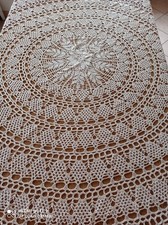 Copri tavolo Rotondo Fatto A Mano All Uncinetto