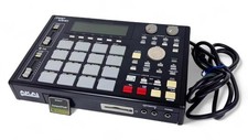 AKAI MPC1000 Black Music Production Sampler Groovebox Sequencer testato funzionante